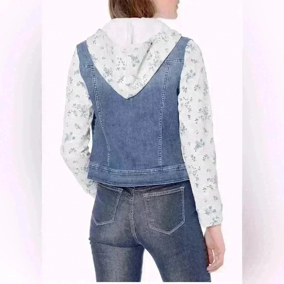 Wallflower Juniors Instastretch Dreamer Hooded Denim Jacket (R5) - Picture 3 of 9